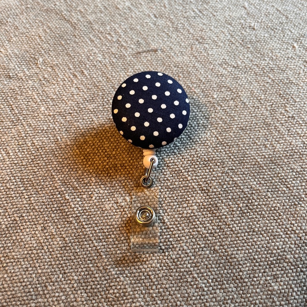 Badge reel